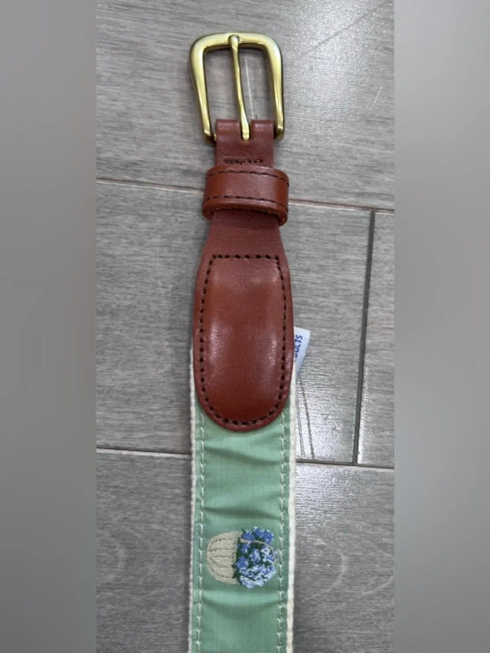 Preston Leather Belt Sz 32 Sage Green Embroidered Hydrangea Basket USA